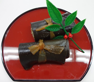 �������κ��۴���